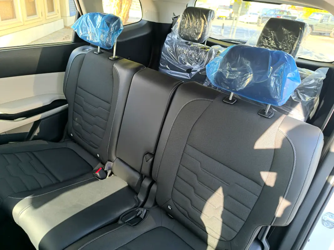 2026 Kia Carens - View 1