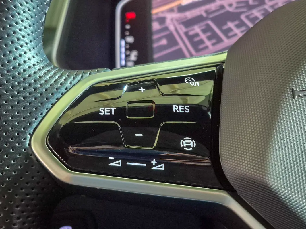 2024 Volkswagen Tiguan - View 15