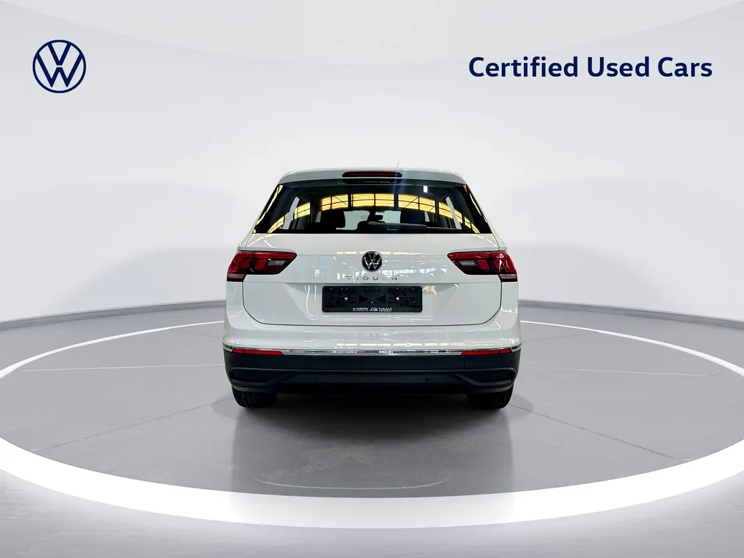 2024 Volkswagen Tiguan - View 5