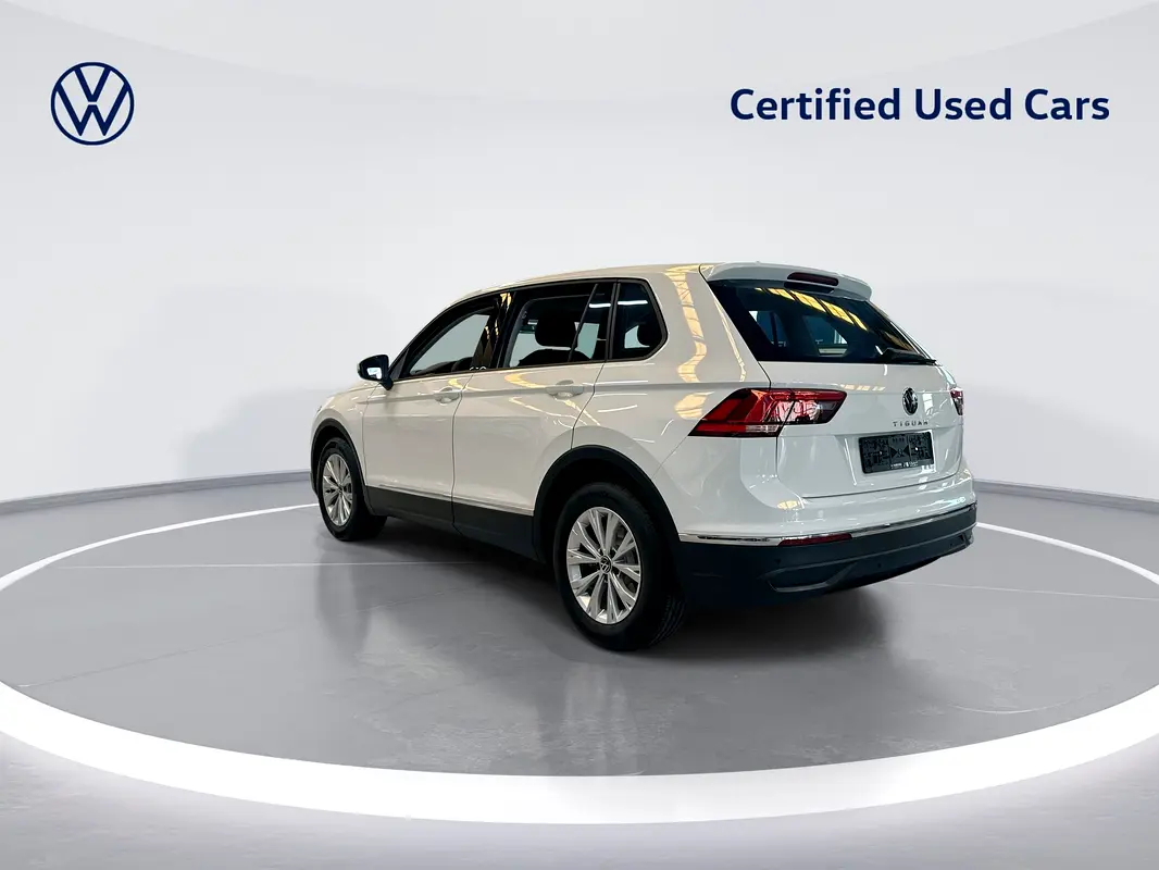 2024 Volkswagen Tiguan - View 6