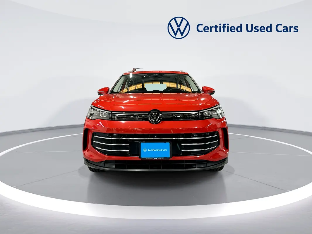 2024 Volkswagen Tiguan - View 2