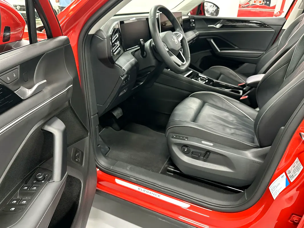 2024 Volkswagen Tiguan - View 9