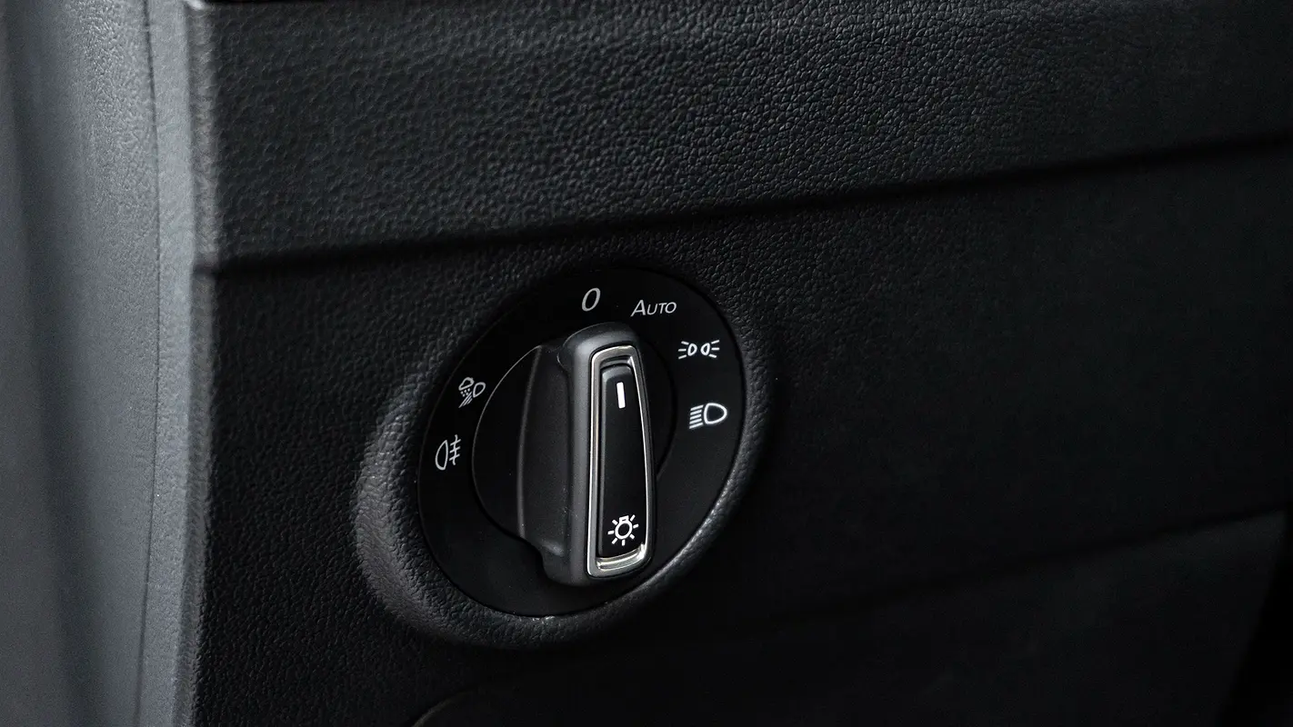 2025 Volkswagen Tiguan - View 7