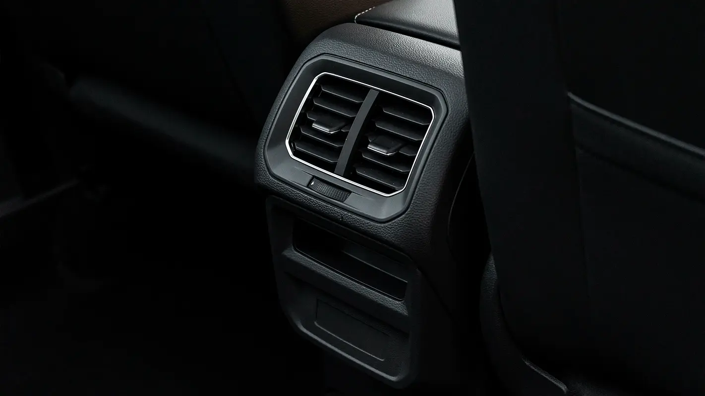 2025 Volkswagen Tiguan - View 17