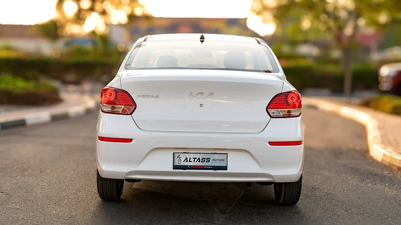 2025 Kia Pegas - View 3