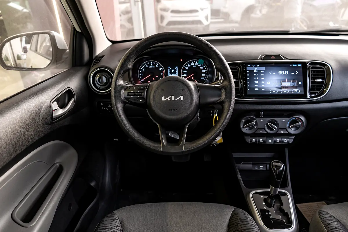 2025 Kia Pegas - View 8