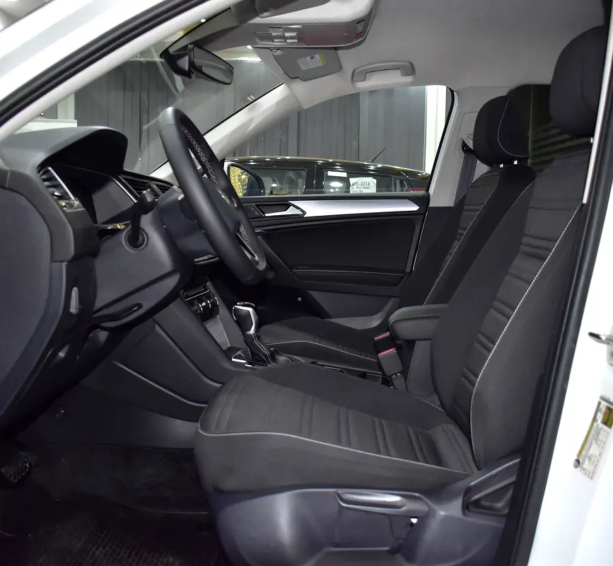 2024 Volkswagen Tiguan - View 8