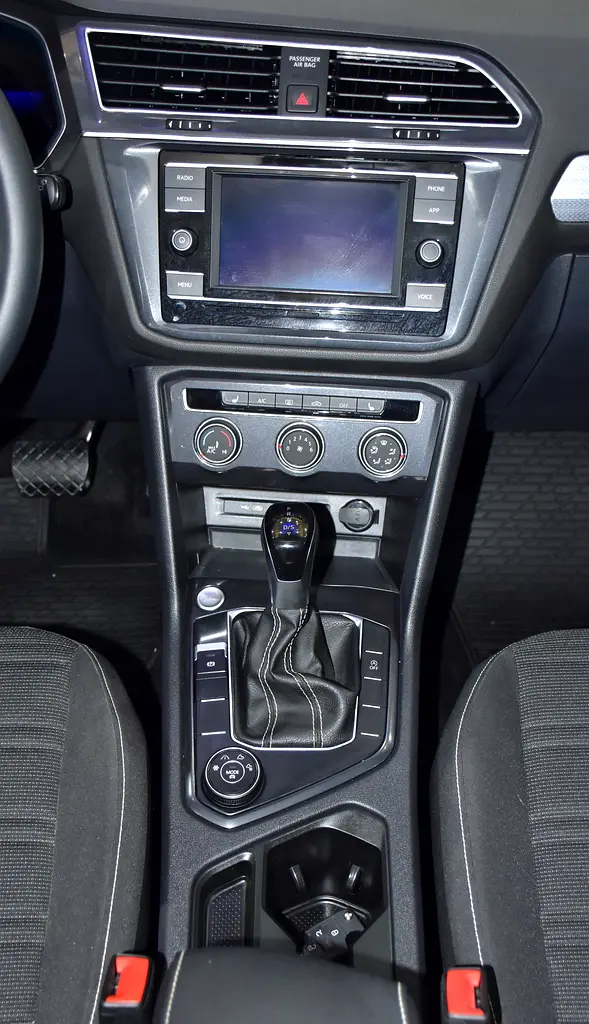 2024 Volkswagen Tiguan - View 13