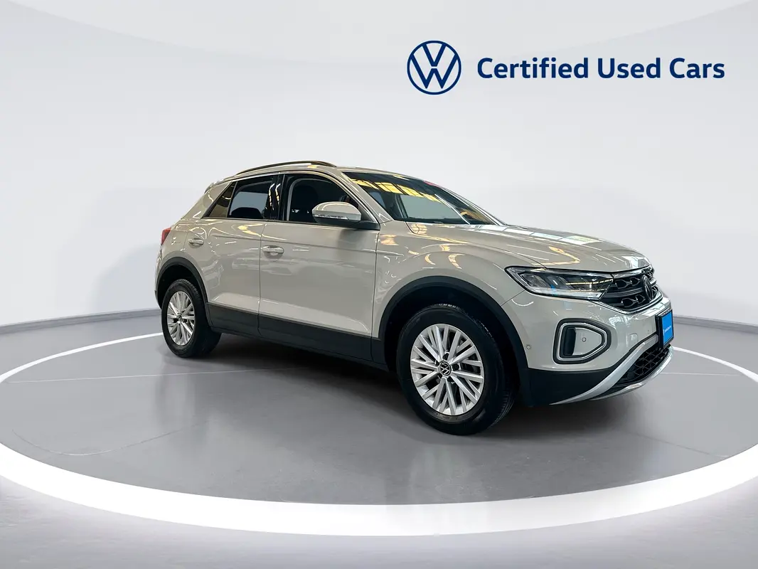 2024 Volkswagen T-Roc - View 2