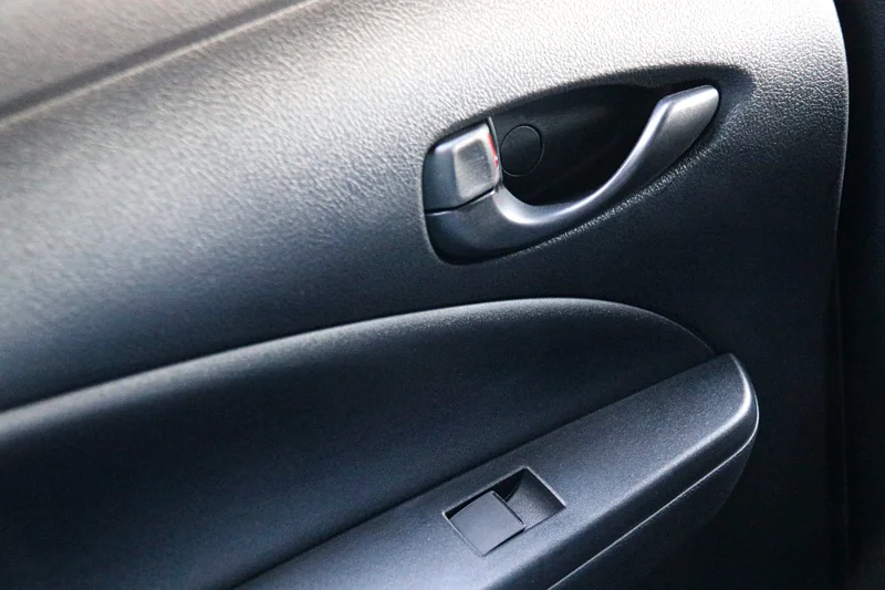 2025 Toyota Yaris - View 4