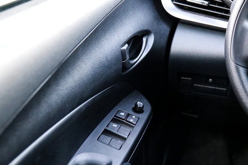 2025 Toyota Yaris - View 6