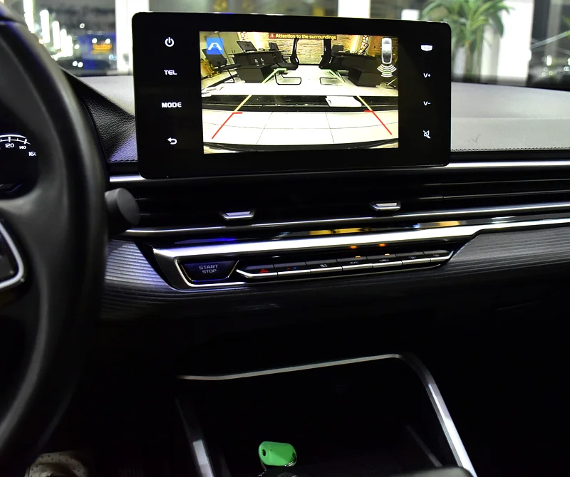 2024 Geely Emgrand - View 12