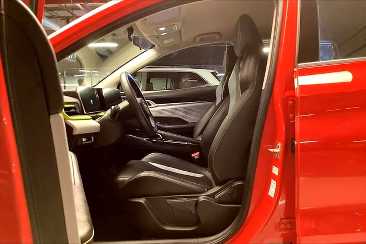 2025 Geely Coolray - View 1