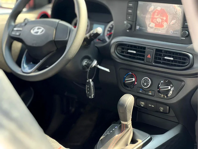 2025 Hyundai Grand i10 - View 7