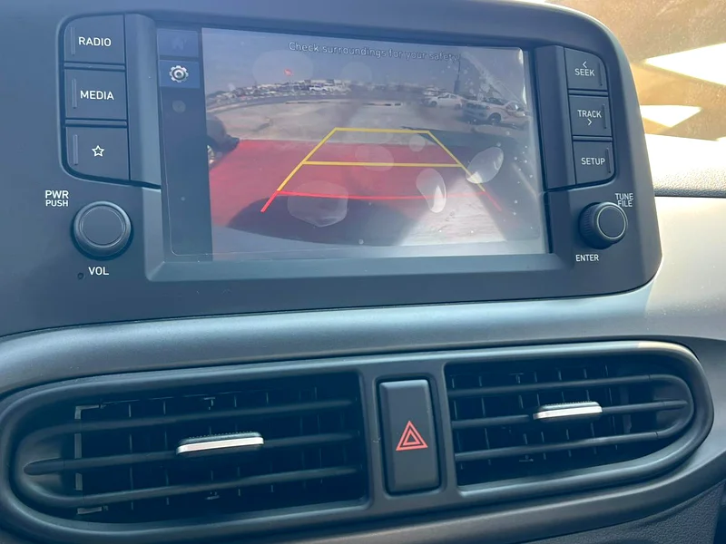 2025 Hyundai Grand i10 - View 15