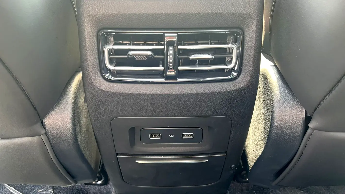 2025 Jetour X70 - View 12