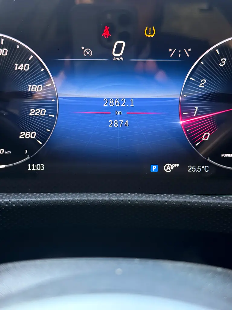 2024 Mercedes-Benz A 220 - View 1