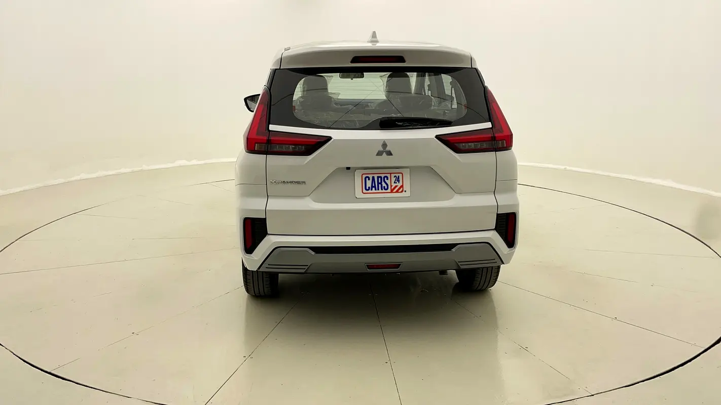 2025 Mitsubishi Xpander - View 3