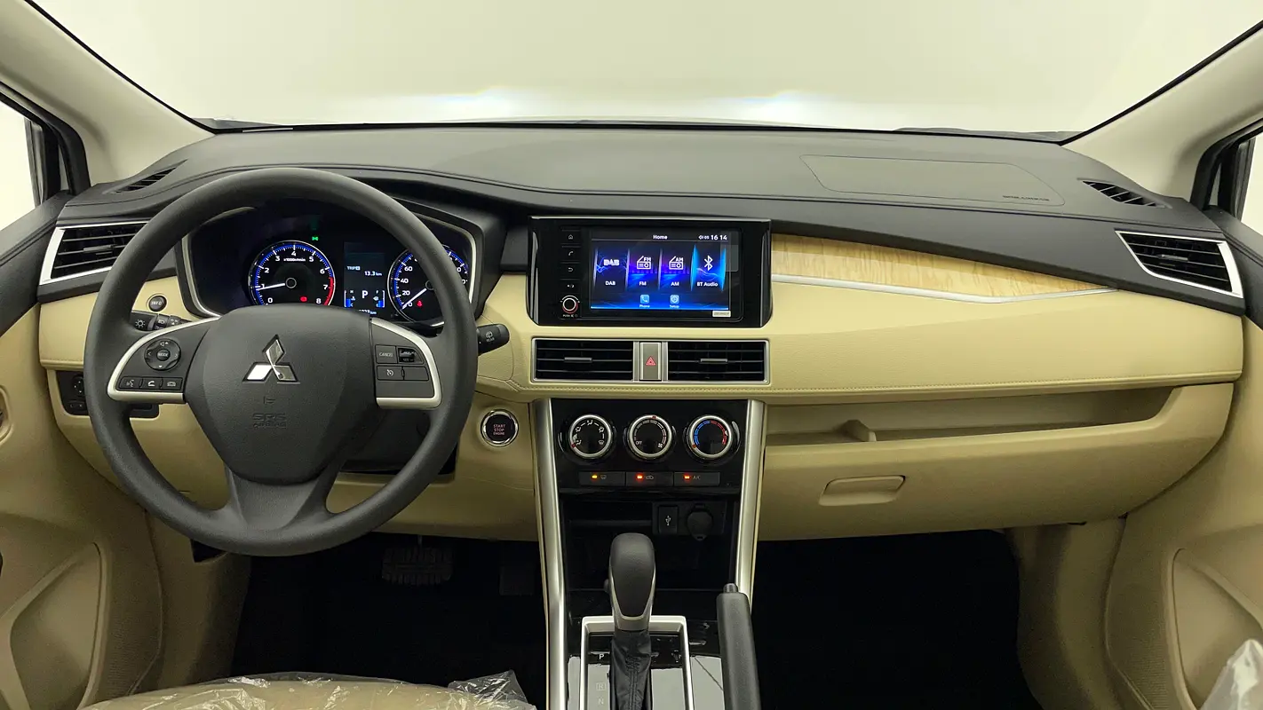 2025 Mitsubishi Xpander - View 6