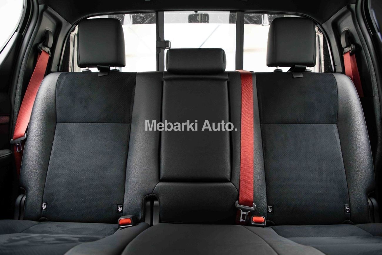 2026 Toyota Hilux - 0 km - Available for export from UAE to Algeria 3