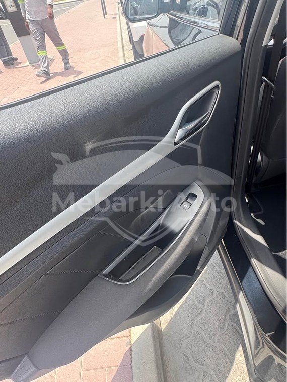 2024 MG ZS - 21000 km - Available for export from UAE to Algeria - 9