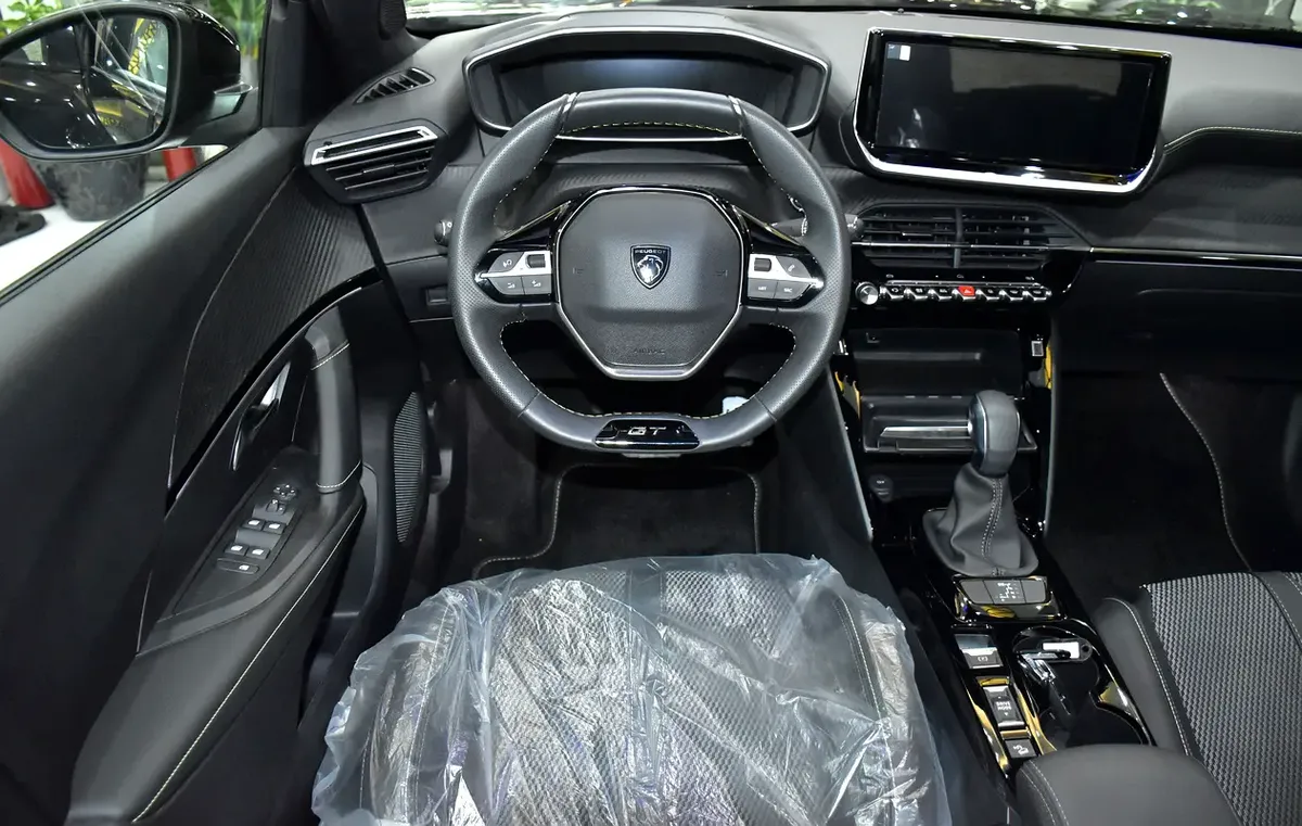 2024 Peugeot 2008 - 0 km - Available for export from UAE to Algeria - 12