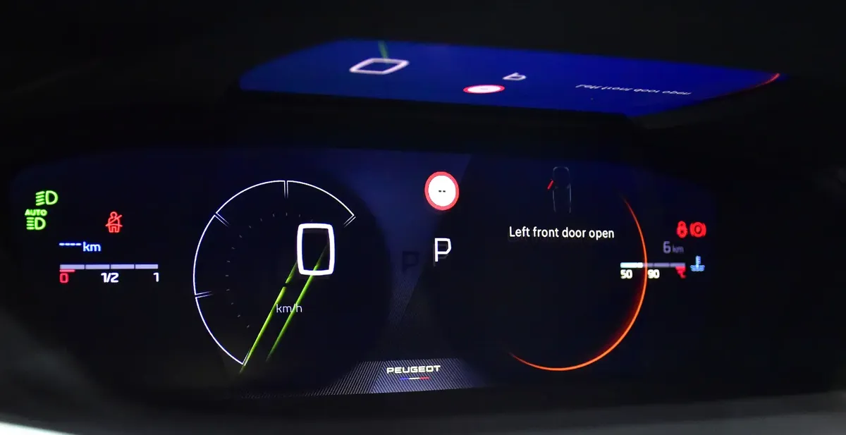 2024 Peugeot 2008 - 0 km - Available for export from UAE to Algeria - 13