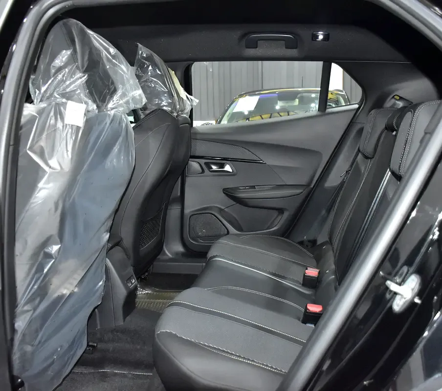 2024 Peugeot 2008 - 0 km - Available for export from UAE to Algeria - 16