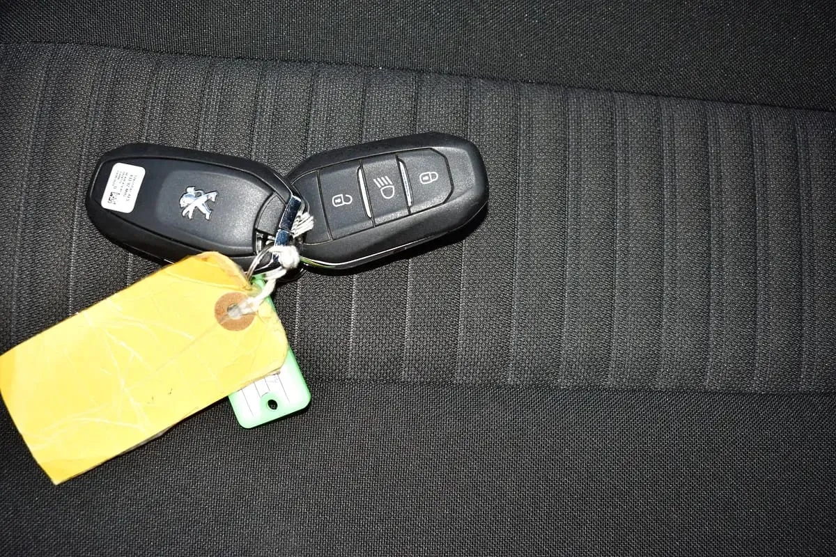 2024 Peugeot 3008 - 23812 km - Available for export from UAE to Algeria - 15