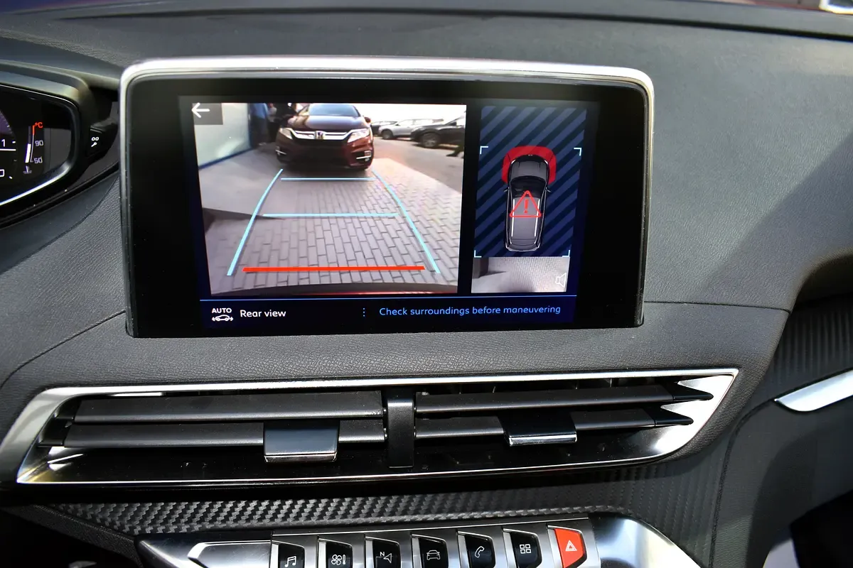 2024 Peugeot 3008 - 23812 km - Available for export from UAE to Algeria - 16