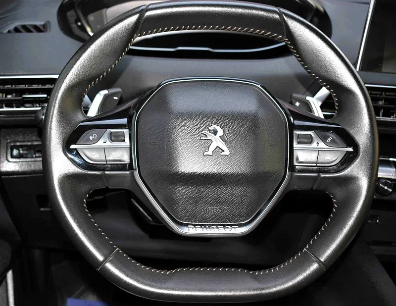 2024 Peugeot 3008 - 23865 km - Available for export from UAE to Algeria - 14