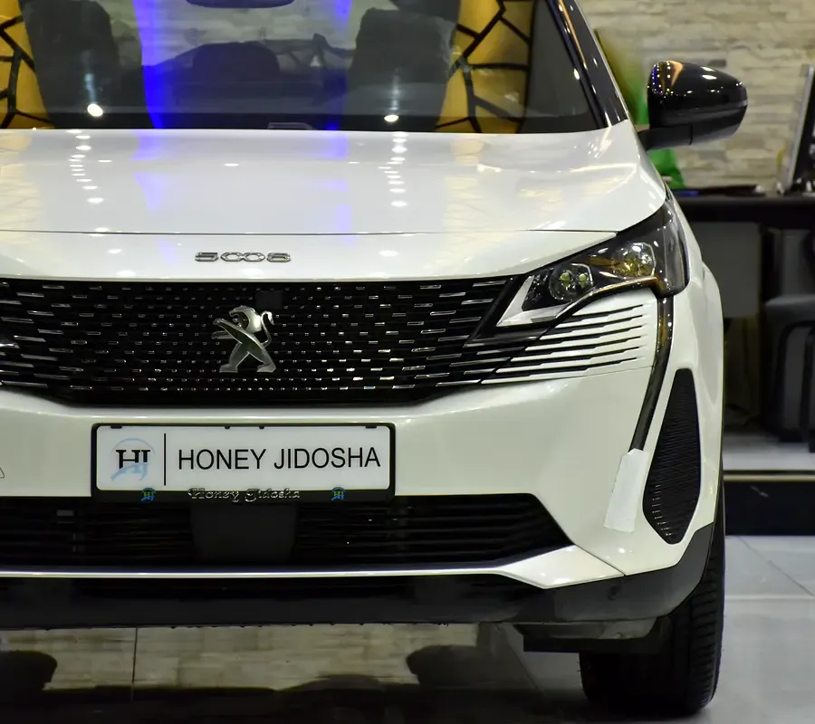 2024 Peugeot 5008 - 0 km - Available for export from UAE to Algeria - 4