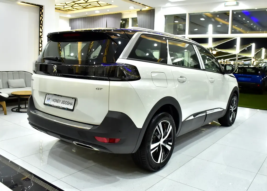 2024 Peugeot 5008 - 0 km - Available for export from UAE to Algeria - 6