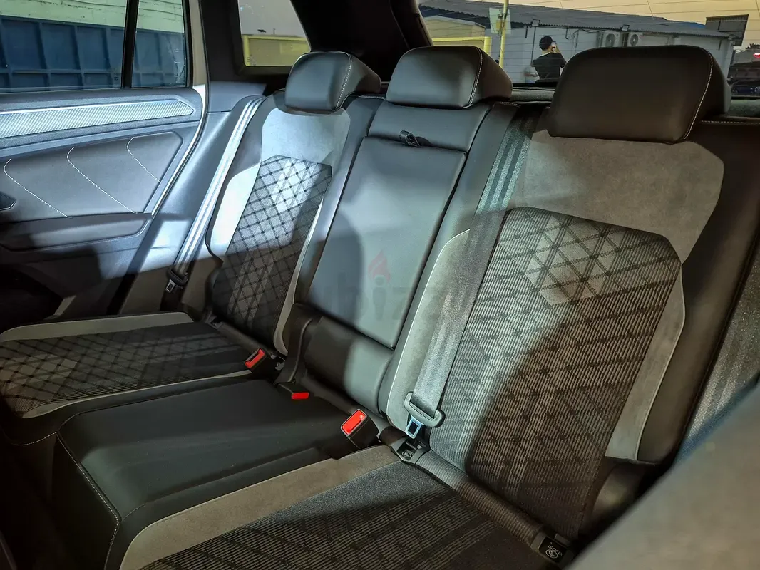 2024 Volkswagen Tiguan - 29793 km - Available for export from UAE to Algeria - 12