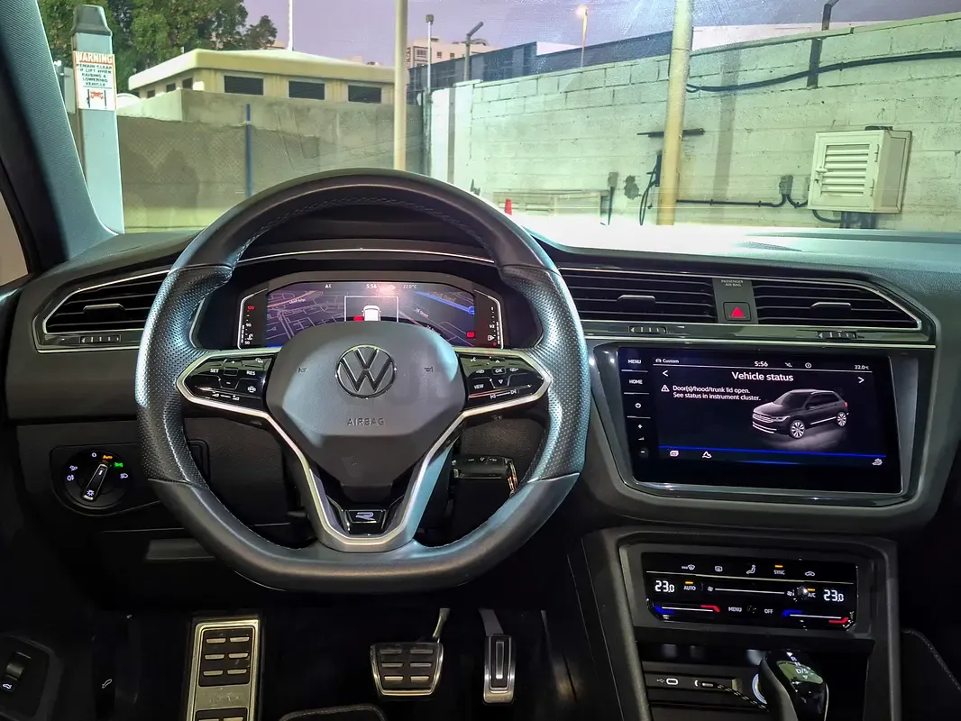 2024 Volkswagen Tiguan - 29793 km - Available for export from UAE to Algeria - 10