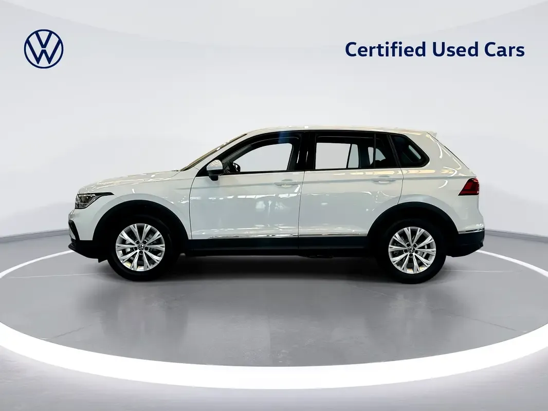 2024 Volkswagen Tiguan - 14500 km - Available for export from UAE to Algeria - 8