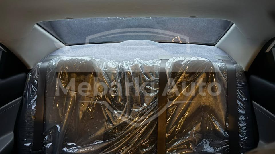 2025 Kia Pegas - 11000 km - Available for export from UAE to Algeria - 3