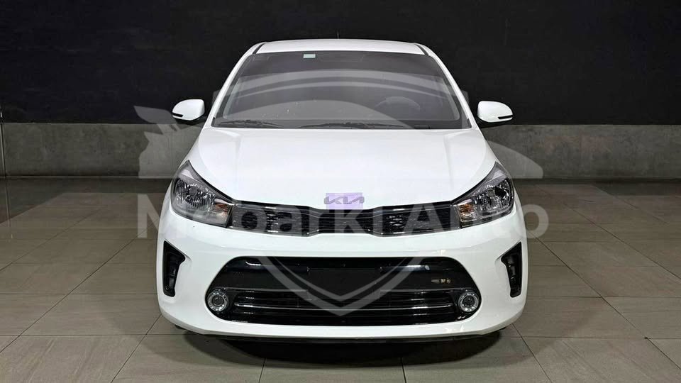 2025 Kia Pegas - 11000 km - Available for export from UAE to Algeria - 11