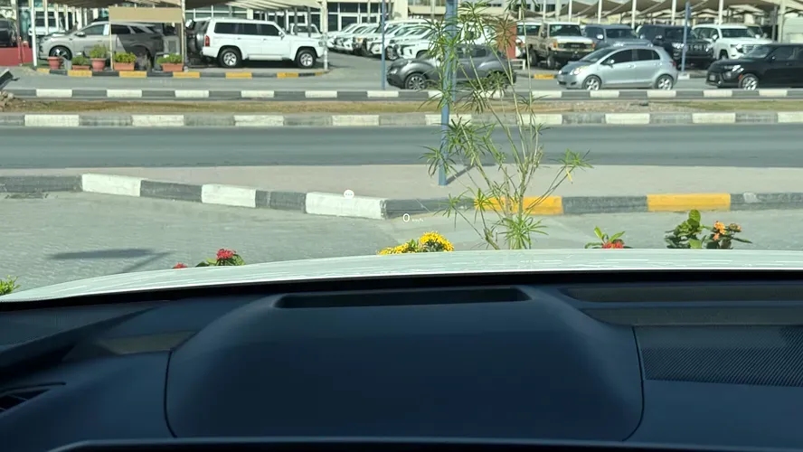 2025 Kia Sorento - 6000 km - Available for export from UAE to Algeria - 8