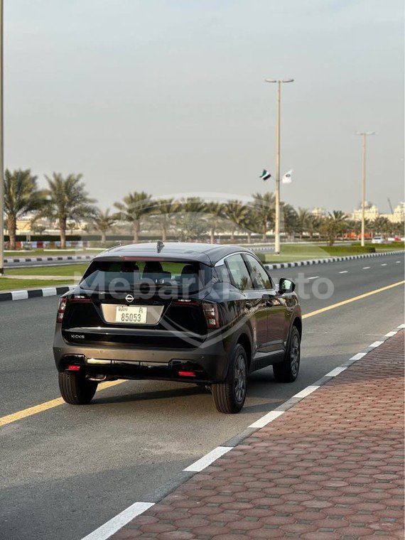 2025 Nissan Kicks - 4800 km - Available for export from UAE to Algeria - 4