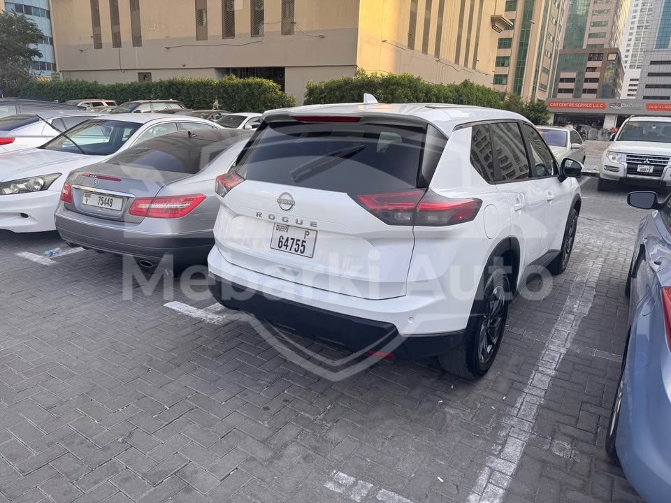 2025 Nissan Rogue - 27359 km - Available for export from UAE to Algeria - 4