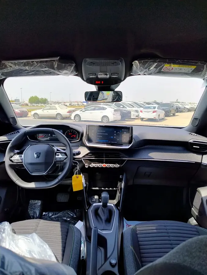 2025 Peugeot 2008 - 0 km - Available for export from UAE to Algeria - 4