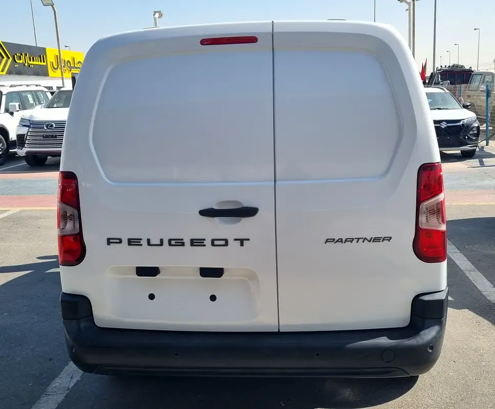 2025 Peugeot Partner - 0 km - Available for export from UAE to Algeria - 11
