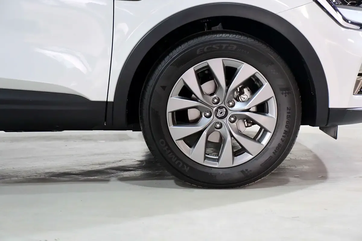 2025 Renault Arkana - 2446 km - Available for export from UAE to Algeria - 8