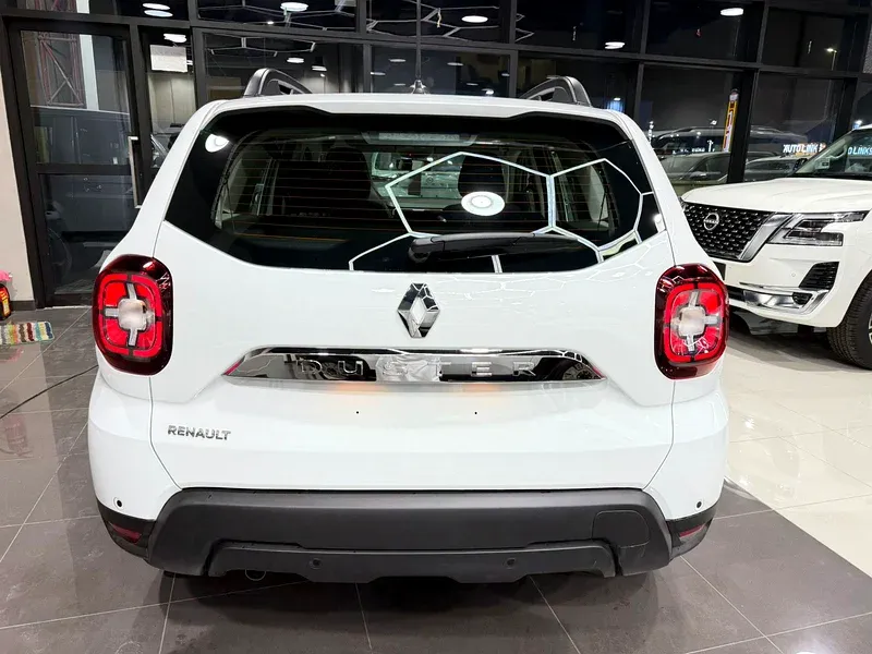2025 Renault Duster - 0 km - Available for export from UAE to Algeria - 8