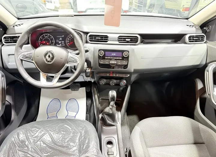 2025 Renault Duster - 0 km - Available for export from UAE to Algeria - 9