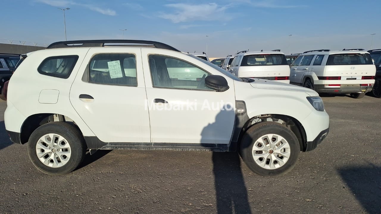 2025 Renault Duster - 0 km - Available to import into Algeria 3