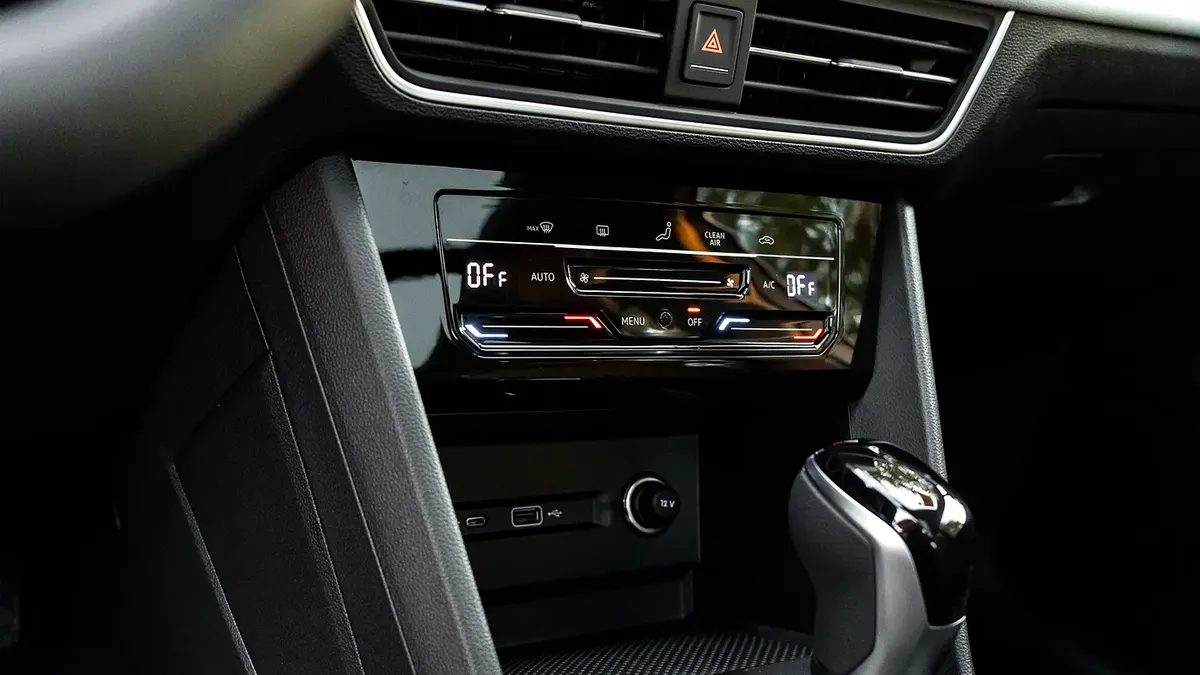 2025 Volkswagen Tiguan - 36 km - Available for export from UAE to Algeria - 13