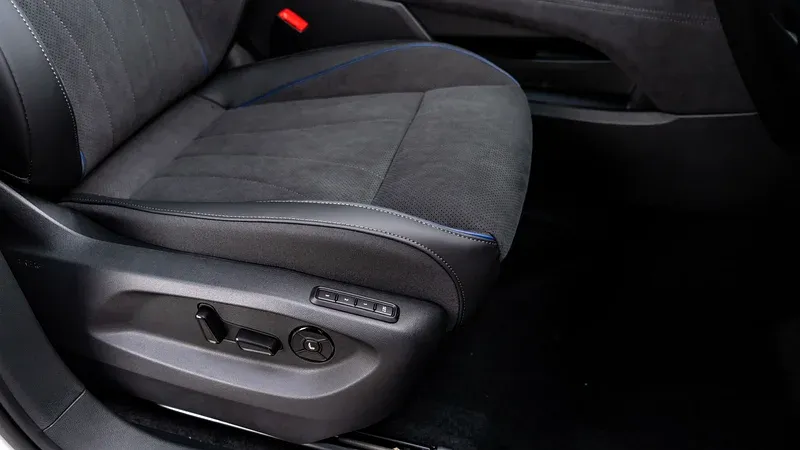 2025 Volkswagen Tiguan - 25 km - Available for export from UAE to Algeria - 6