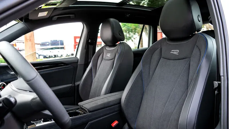 2025 Volkswagen Tiguan - 25 km - Available for export from UAE to Algeria - 10